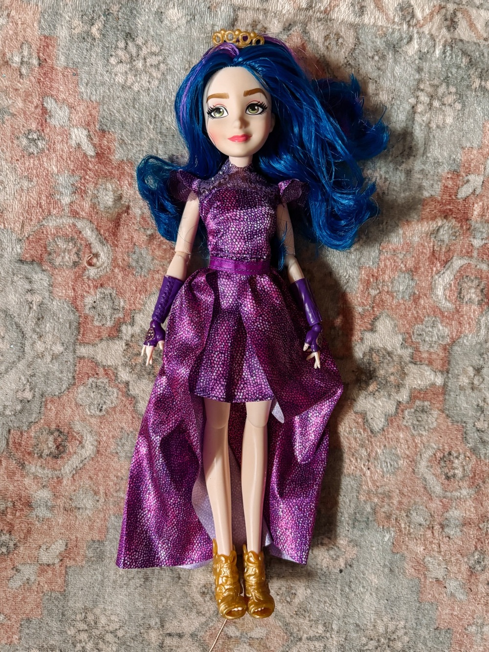 Disney Descendants Royal Engagement Mal doll